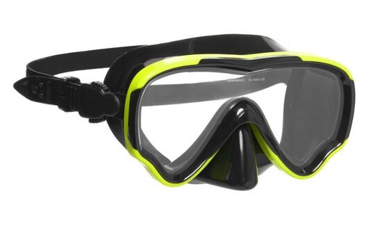Premium Diving Mask with Tempered Glass Lens, Anti-fog UV Protection, and Adjustable Silicone Strap for Crystal Clear Vision